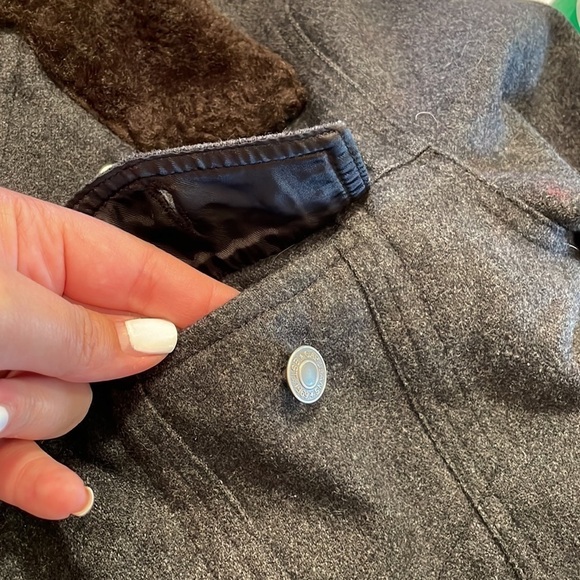 Gap Wool Button Down Jacket Unisex Size M - Picture 14 of 14